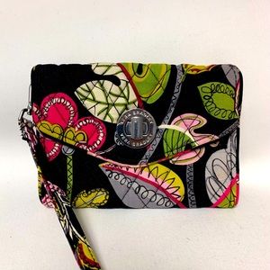 VERA BRADLEY Wristlet Wallet NWOT